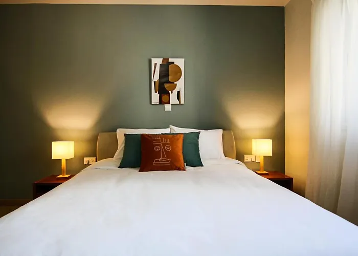 דירה Phaedrus Living View Luxury Flat Harbour 04 *