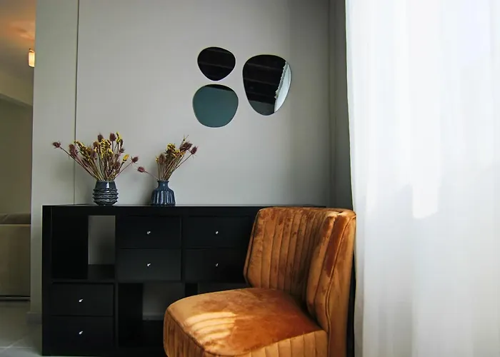 Phaedrus Living View Luxury Flat Harbour 04 דירה